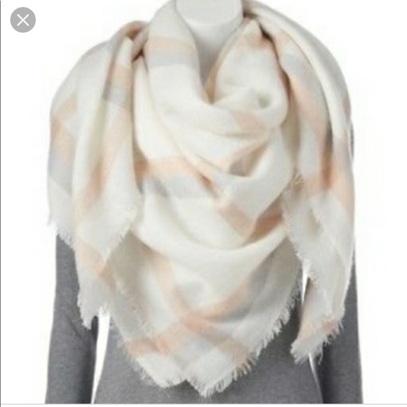 LC Lauren Conrad Accessories - Lauren Conrad Blanket Scarf